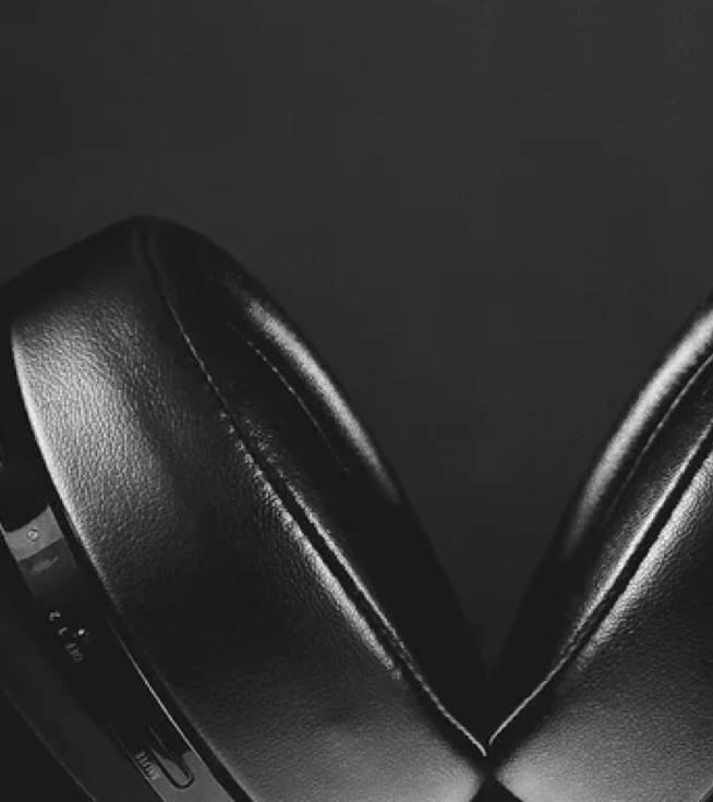 Headphone